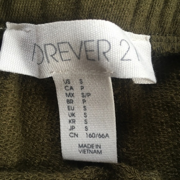 F21 green sweatpants, 60% cotton - Picture 4 of 4